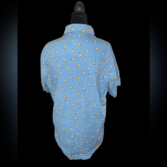 FIVE POINT Short-Sleeve Light Blue Button-Down Shirt with Orange Taco Motif - Picture 2 of 3